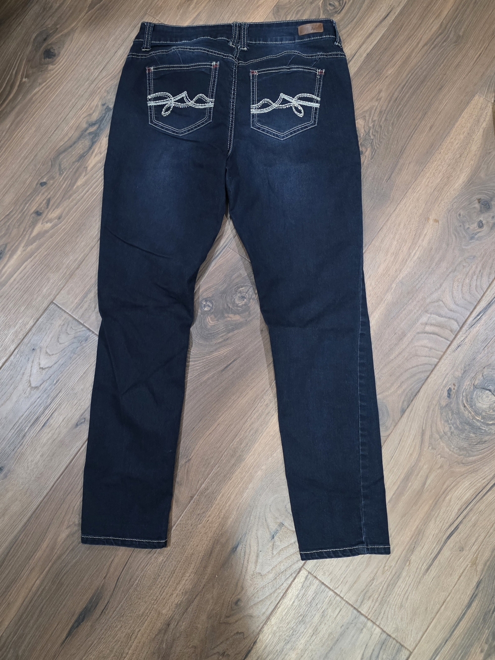 Angels Signature Push Up Skinny Jeans Women’s Size 10 Dark Wash Embroidered Y2K